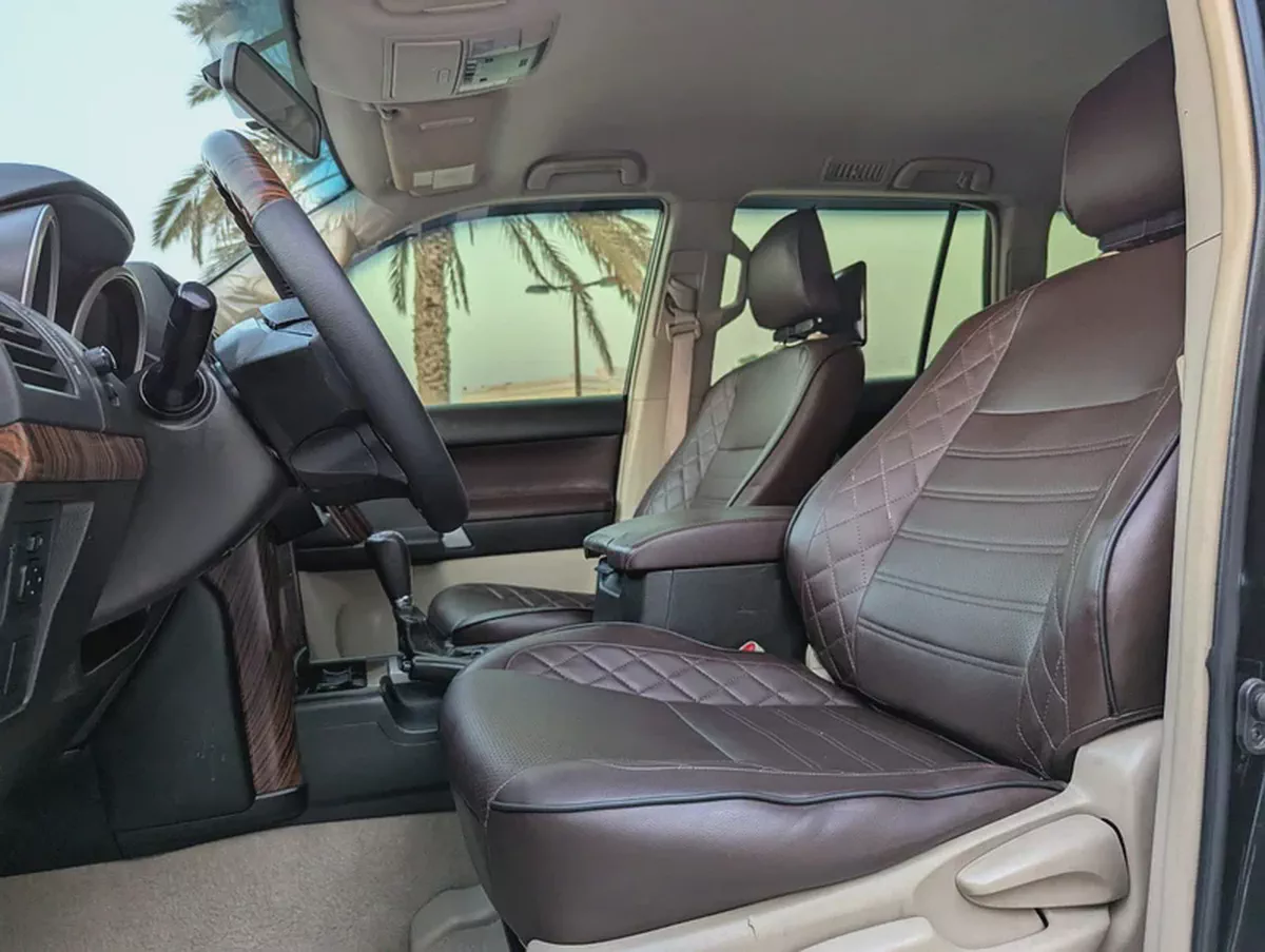 TOYOTA PRADO 2012 FACELIFTED 2023 GCC V6 IN EXCELLENT CONDITION-5-5