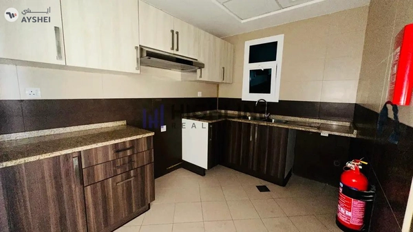Closed Kitchen | Family Building | Elegant 1 BR