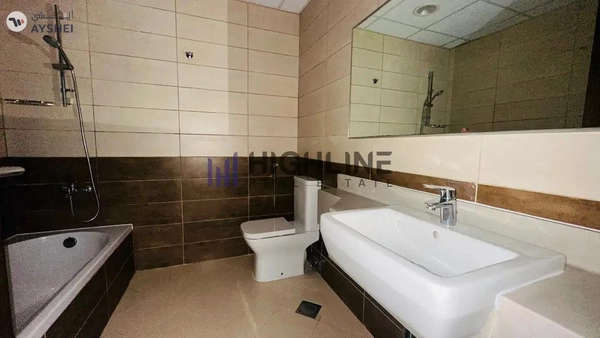 Closed Kitchen | Family Building | Elegant 1 BR