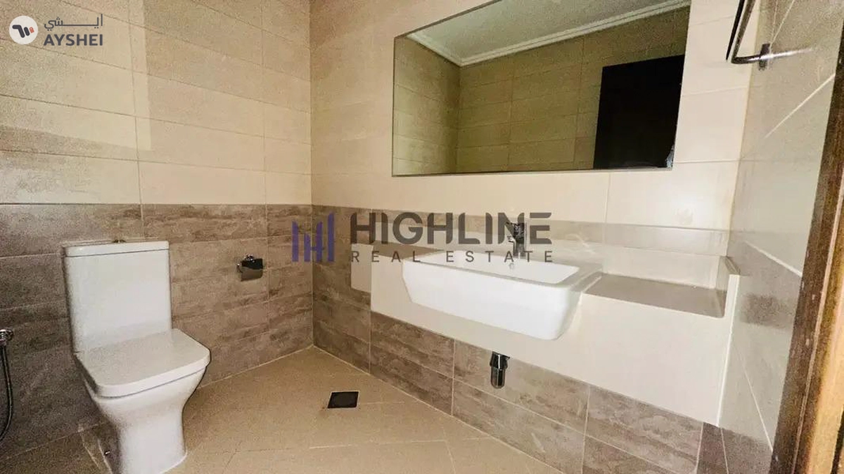Closed Kitchen | Family Building | Elegant 1 BR-8-8