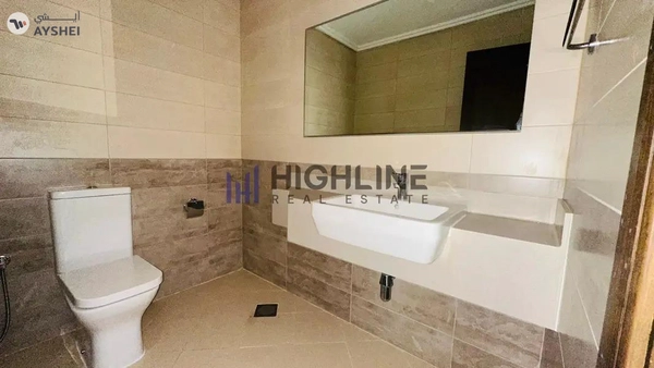 Closed Kitchen | Family Building | Elegant 1 BR