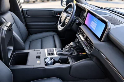 Toyota Prado VXR PRADO 2.4 2027-24