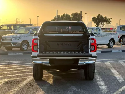 Toyota Hilux ADVENTURE 2022 Toyota Hilux Advanture Modified - 2.7L V4 - AWD 4x4 - Rear Camera - Patrol --12