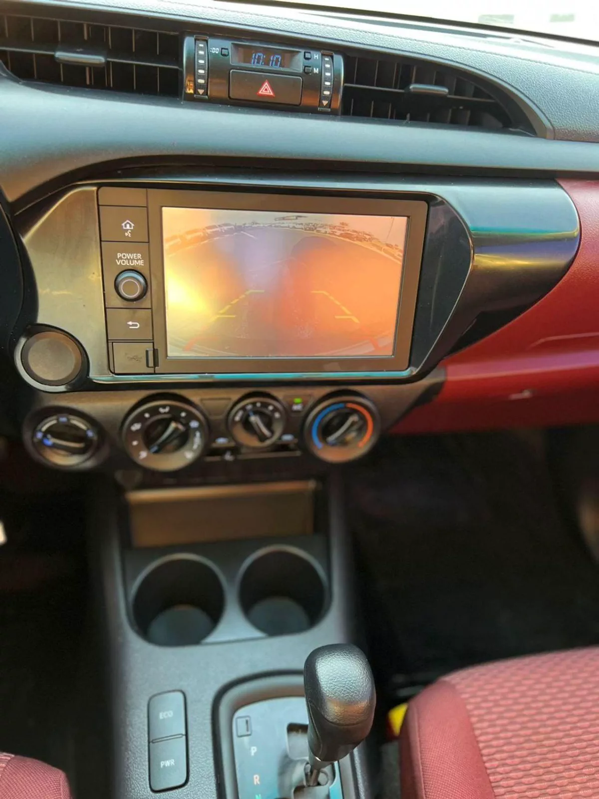 Toyota Hilux ADVENTURE 2022 Toyota Hilux Advanture Modified - 2.7L V4 - AWD 4x4 - Rear Camera - Patrol --17-0
