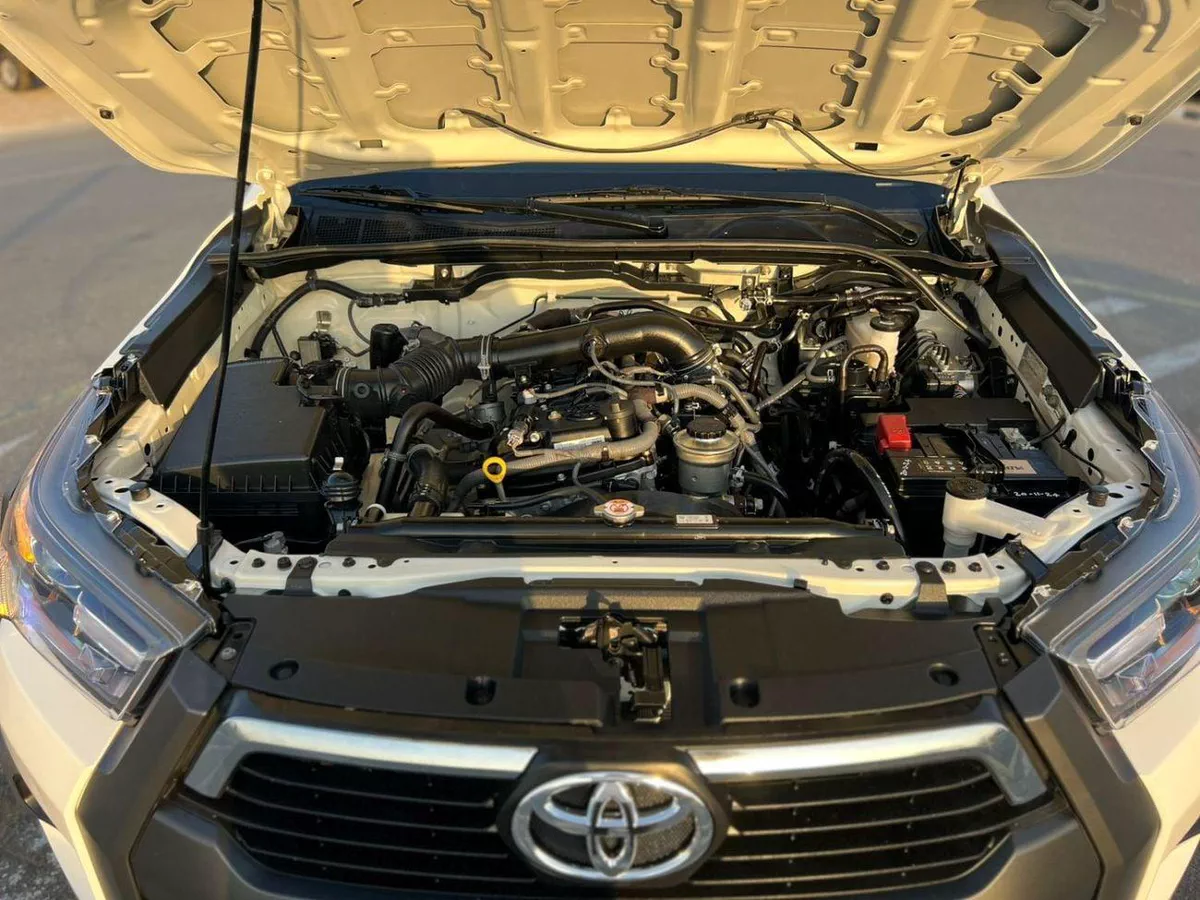 Toyota Hilux ADVENTURE 2022 Toyota Hilux Advanture Modified - 2.7L V4 - AWD 4x4 - Rear Camera - Patrol --18-0
