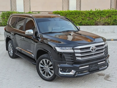 TOYOTA LAND CRUISER 2014 FACELIFTED 2025 WITH INTERIOR AND EXTERIOR V6 4.0L IN PERFECT CONDITION-0