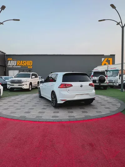 Volkswagen Golf R Special Edition 2016 | GCC Specs | Pristine Condition-10