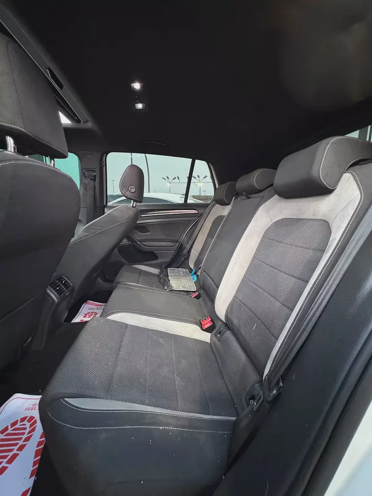 Volkswagen Golf R Special Edition 2016 | GCC Specs | Pristine Condition-6-6