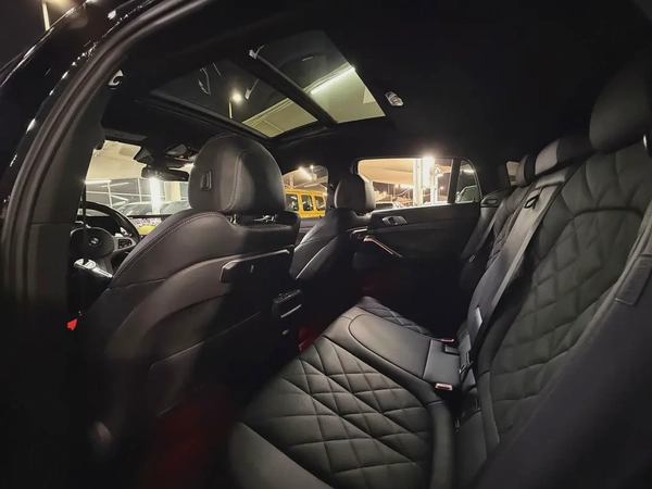 BMW X6 M Sport 2024 | Pristine Condition | US Specs Clean Title