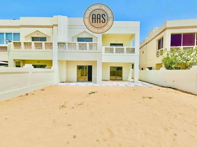 One Month Free | Corner Villa ! Maids + Storage Room ! Luxurious ! Ready to Move ! Closed To Metro -1