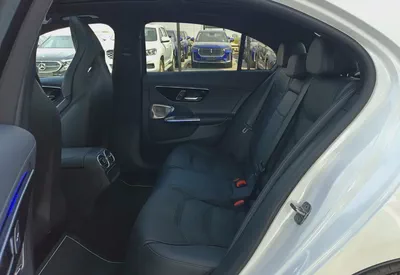 BENZ C63s | E PERFORMANCE | 2024 | WITH ONLY | 4573 KM | 5 A GRADE | JAPAN IMPORT | CLEAN TITLE-11