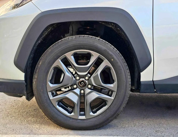 Toyota RAV4 ADVENTURE CVT FLAGHSIP / RADAR, PANORAMIC ROOF, LEATHER WITH POWER SEAT (CODE # RA