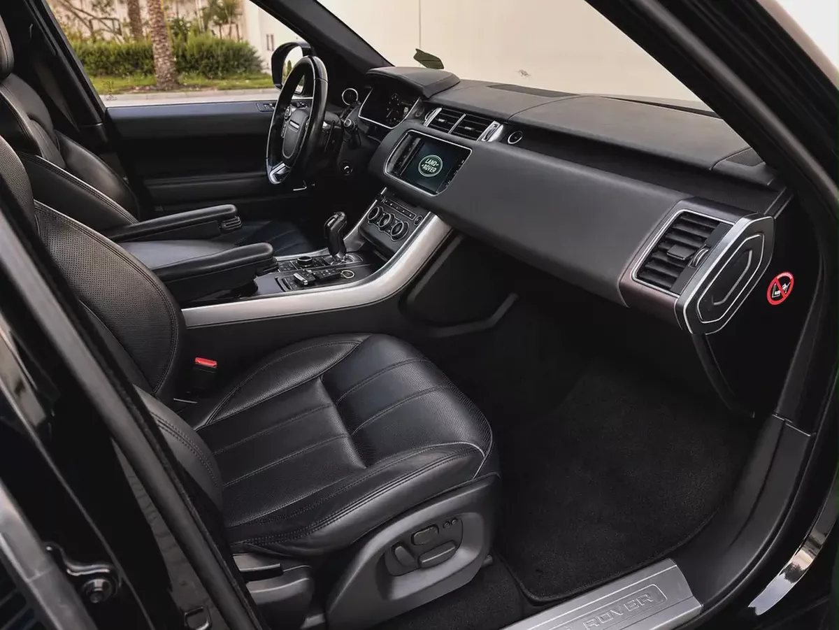 AED 3,220 RANGE ROVER SPORT | HSE | SUPERCHARGE | FREE ACCIDENT | 0% DOWNPAYMENT-12-12