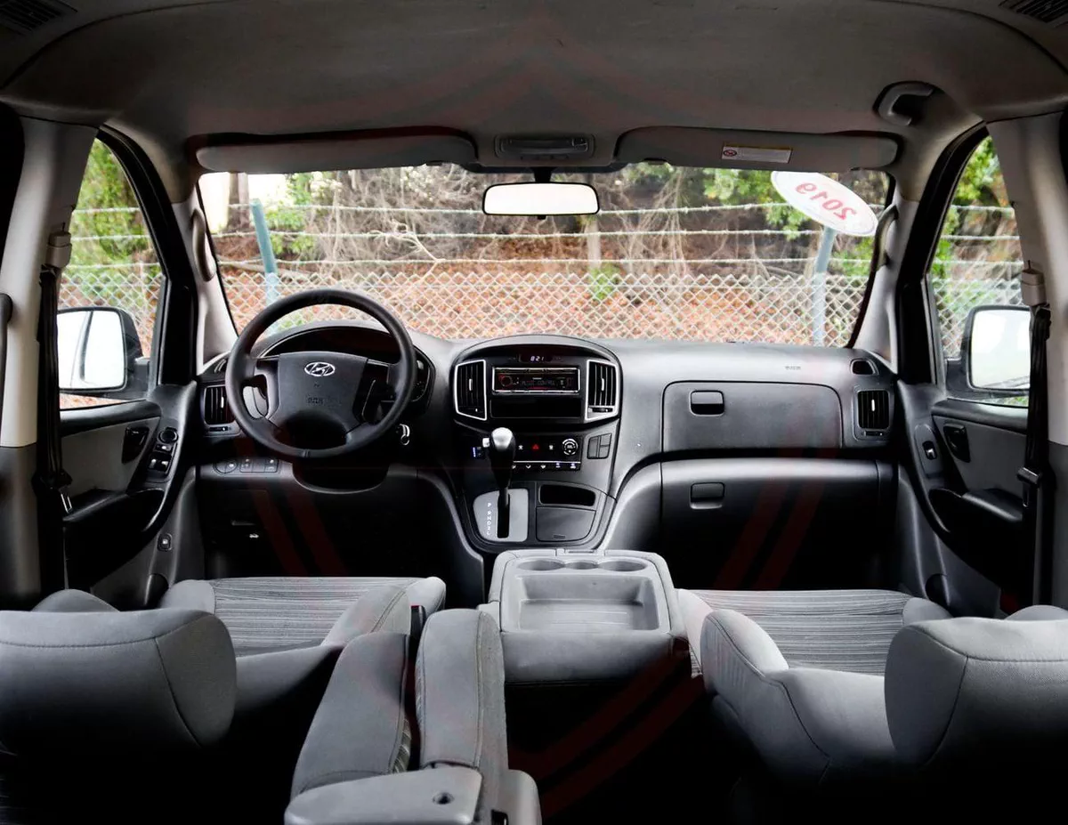 Hyundai H-1 Hyundai H1 | 2.4 L | 2019 | GCC | Accident-Free | In Excellent Condition | 914 P.M-11-0