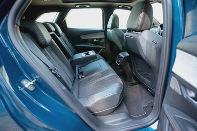 AED 781/Month | 3008 Hybrid 4 | GCC Specs | REF#P04531-12