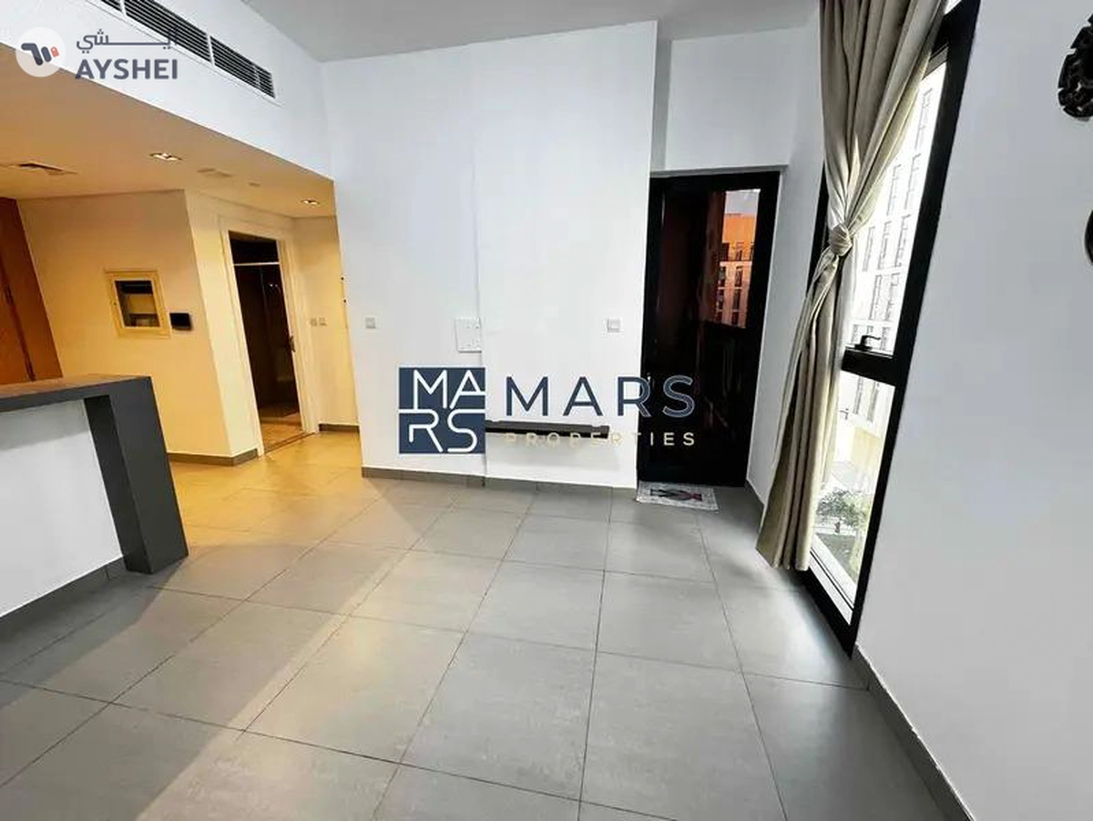 Spacious one bedroom with balcony in a modern community-5-5