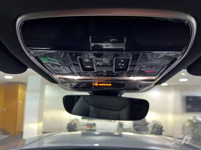 Land Rover Range Rover SE P400-12