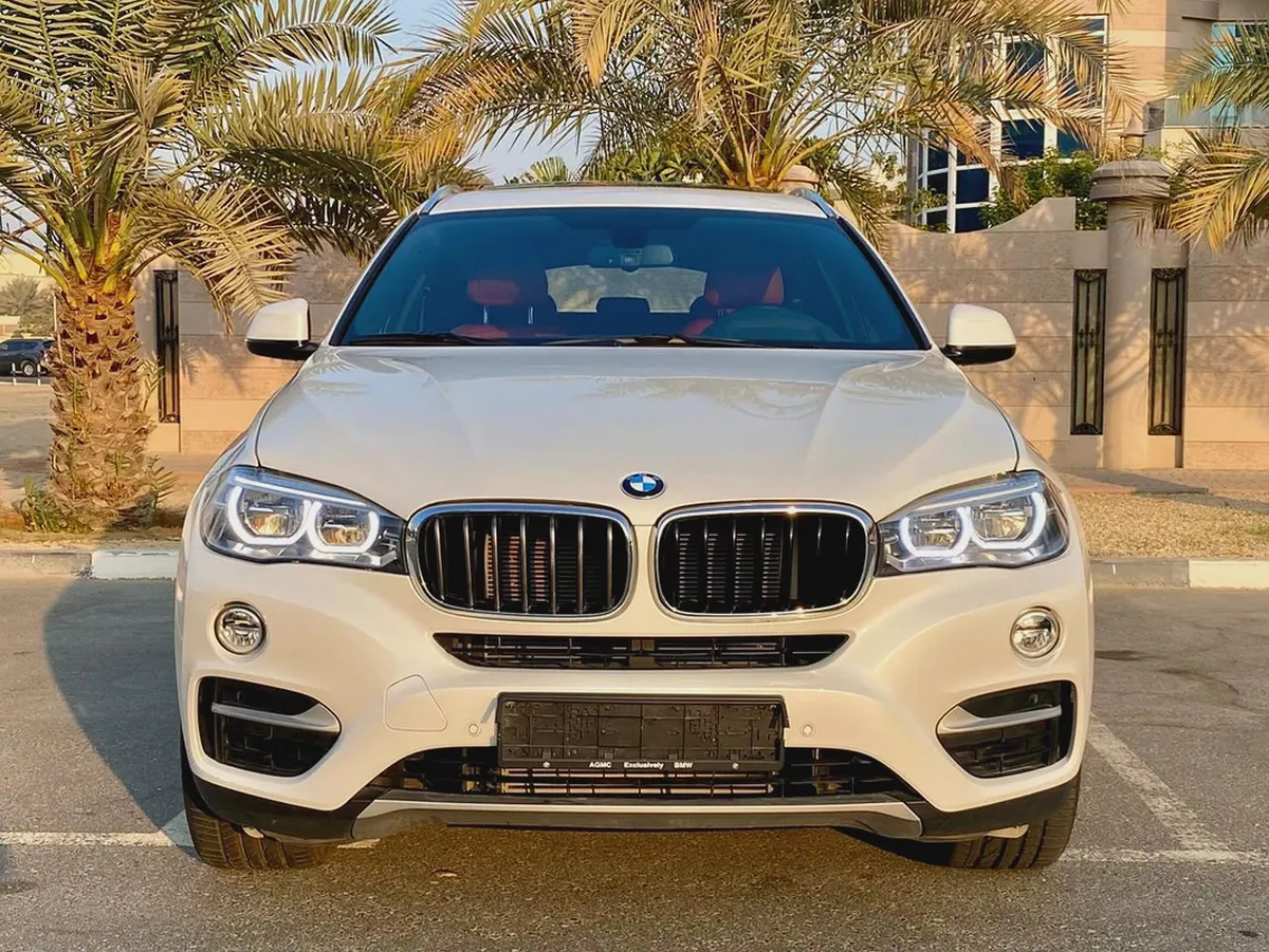 2018 BMW X6 Xdrive 35i || GCC specs || FULL AGENCY SERVICED || ACCIDENT FREE || CARPLAY-2-2
