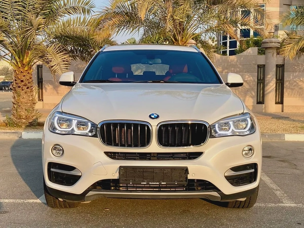 2018 BMW X6 Xdrive 35i || GCC specs || FULL AGENCY SERVICED || ACCIDENT FREE || CARPLAY