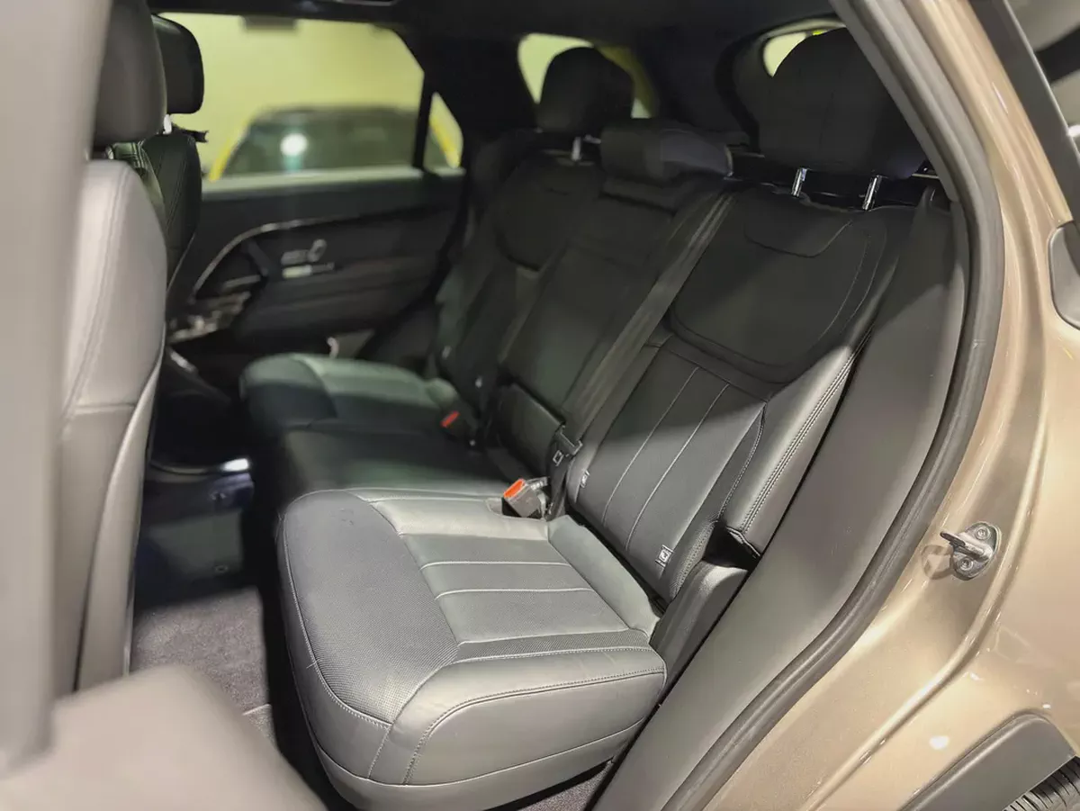 Range Rover Sport Dynamic SE | 2023 | Monthly: 4,200 AED | Luxury Performance SUV-14-14