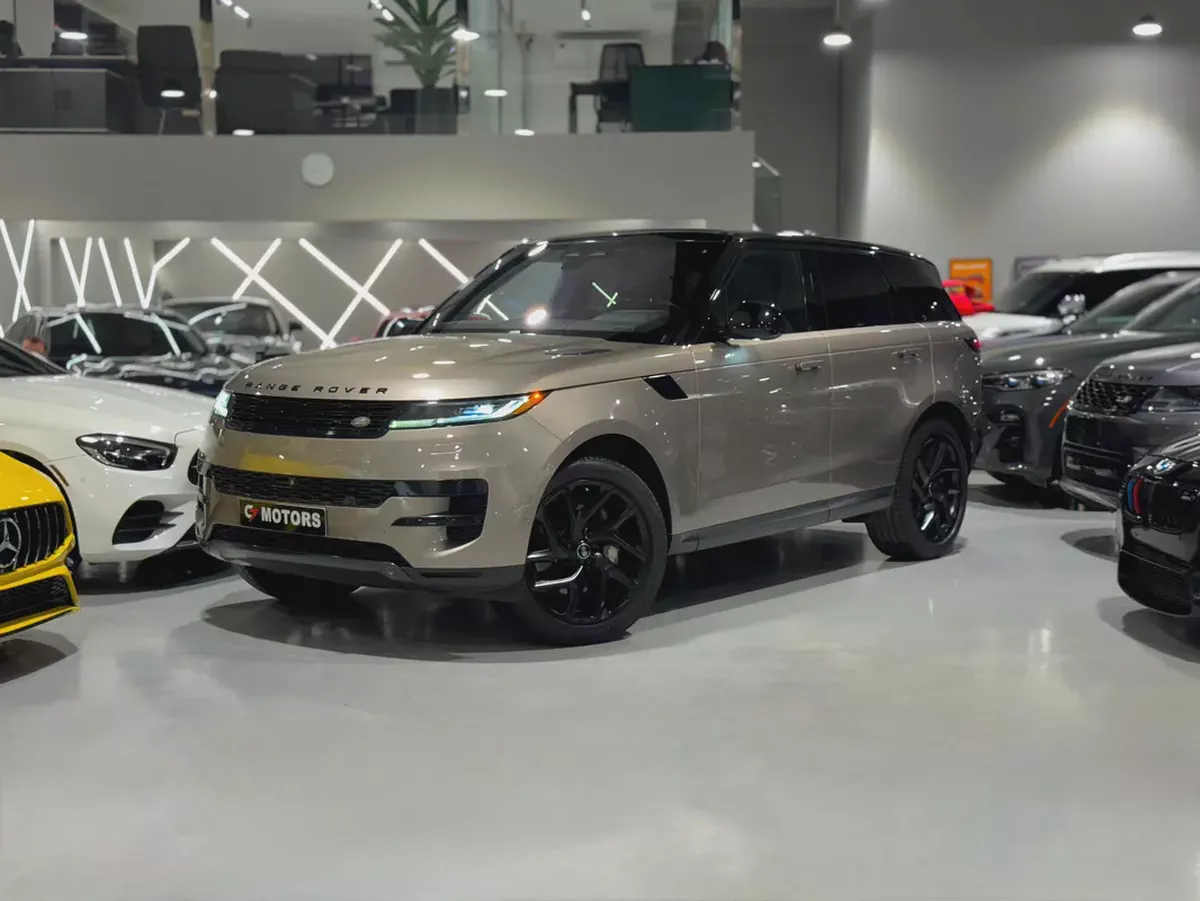 Range Rover Sport Dynamic SE | 2023 | Monthly: 4,200 AED | Luxury Performance SUV