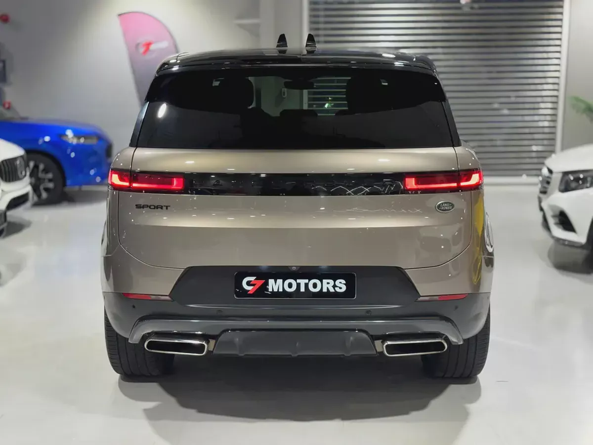 Range Rover Sport Dynamic SE | 2023 | Monthly: 4,200 AED | Luxury Performance SUV-3-3