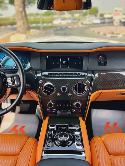 2021 Rolls Royce Cullinan European Specifications Black Badge — Where Bold Meets Bespoke.-10