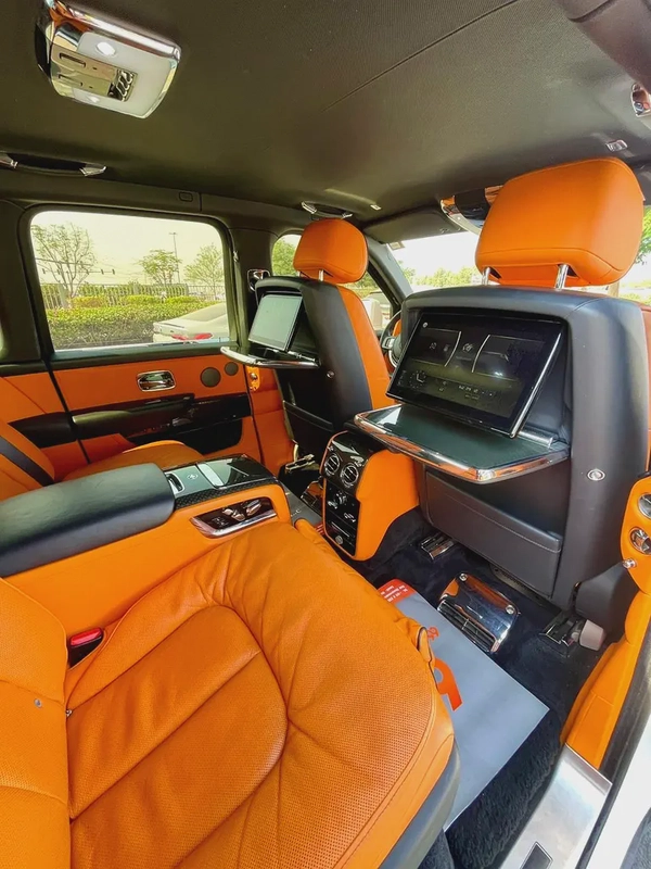 2021 Rolls Royce Cullinan European Specifications Black Badge — Where Bold Meets Bespoke.
