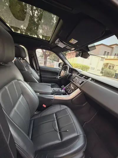 2021 Range Sport HSE V6, Gcc Specs, 58000 km Full Agency History-4