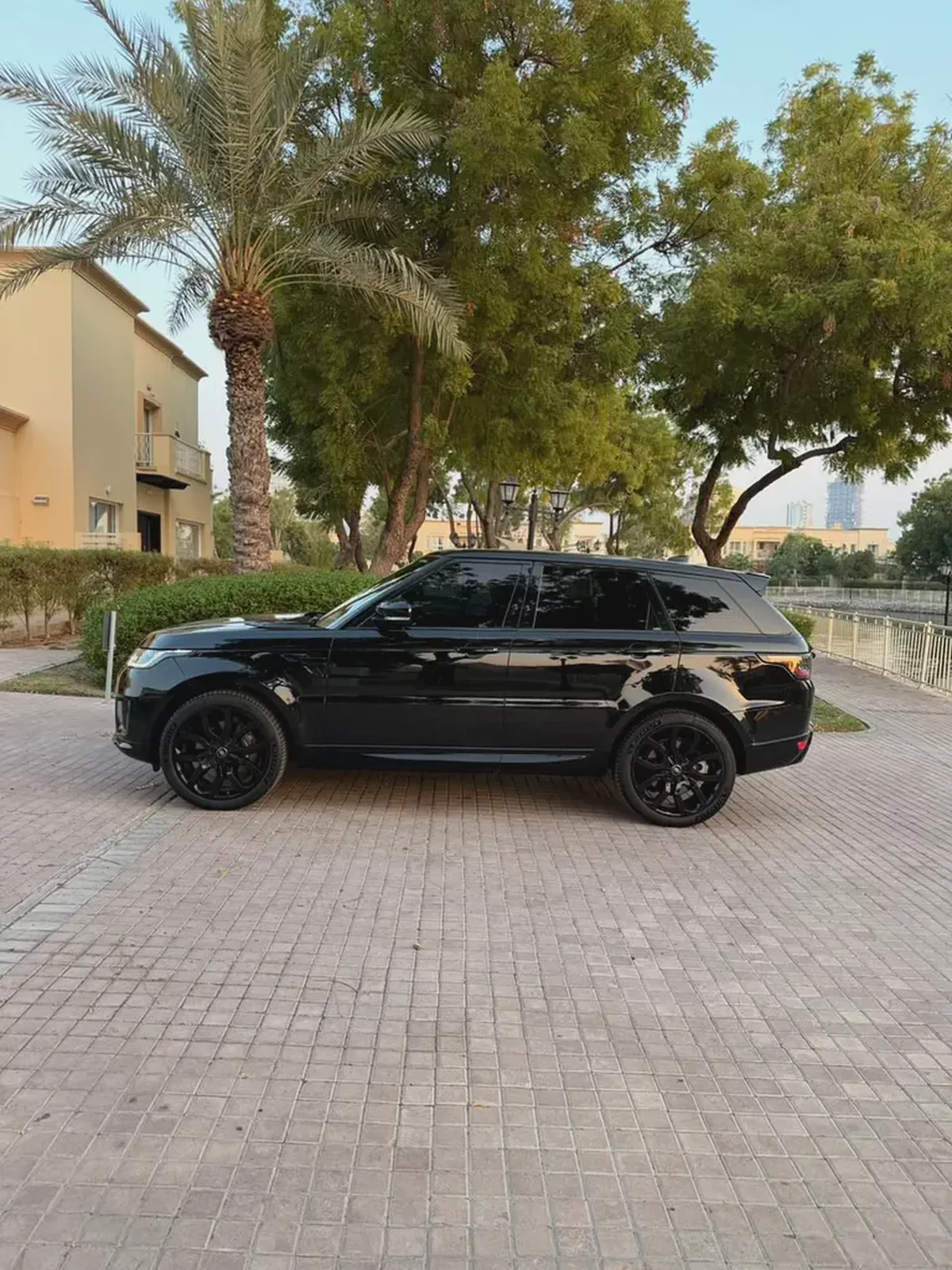 2021 Range Sport HSE V6, Gcc Specs, 58000 km Full Agency History-1-1