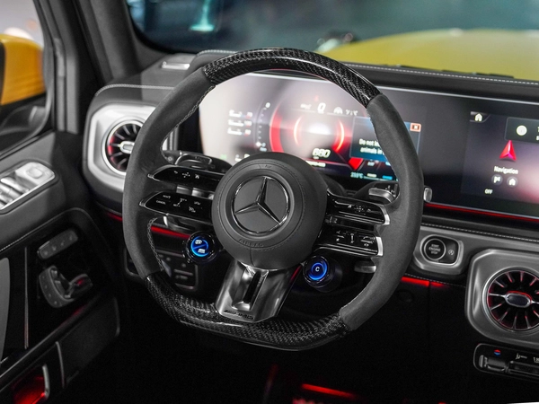 G63 2025 - FACTORY WARRANTY - G MANUFAKTUR OFFICIAL-DOUBLE NIGHT PACKAGE-DIAMOND SEATS-OFFICIAL RIMS