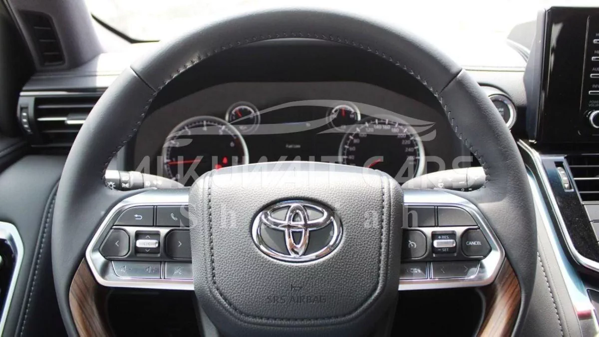Toyota Land Cruiser GXR LC300 GXR 4.0P AT  MY2025 – BLACK-10-0