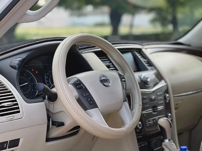 Nissan Patrol LE 2014 GCC Specs - Well Maintained-2
