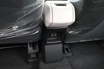 Toyota Veloz GX full option 1.5L-9