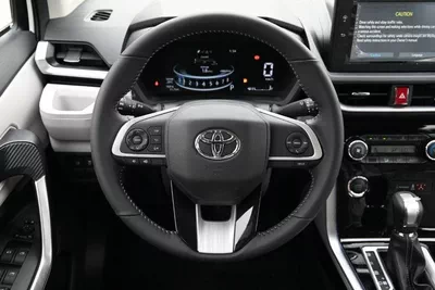 Toyota Veloz GX full option 1.5L-6