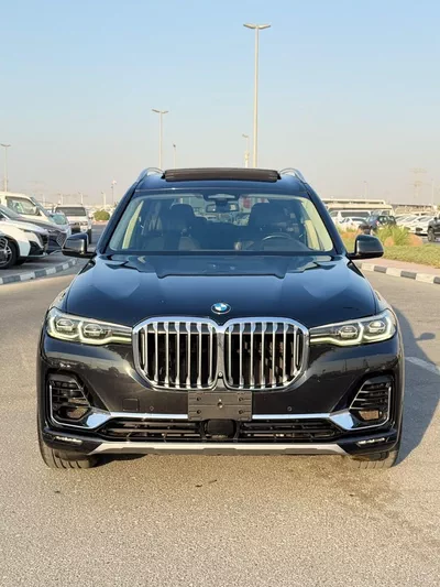 BMW X7 50i PURE EXCELLENCE BMW X7 XDrive 50i Full option premium-1