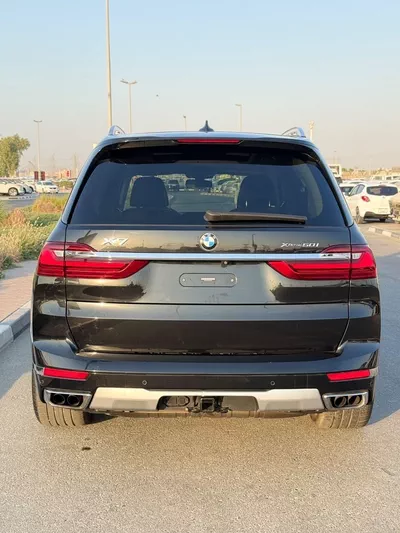 BMW X7 50i PURE EXCELLENCE BMW X7 XDrive 50i Full option premium-3