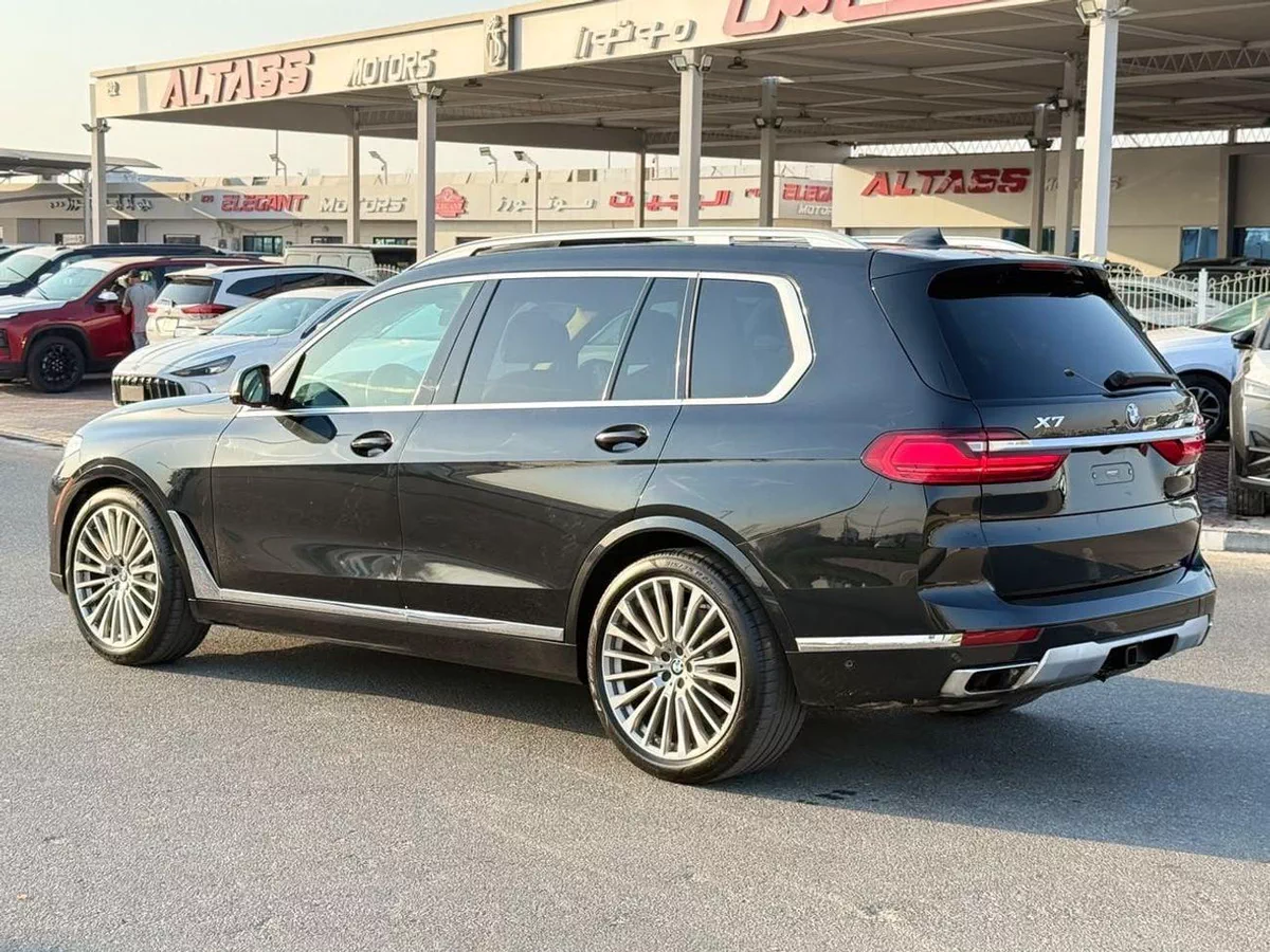 BMW X7 50i PURE EXCELLENCE BMW X7 XDrive 50i Full option premium-13-0