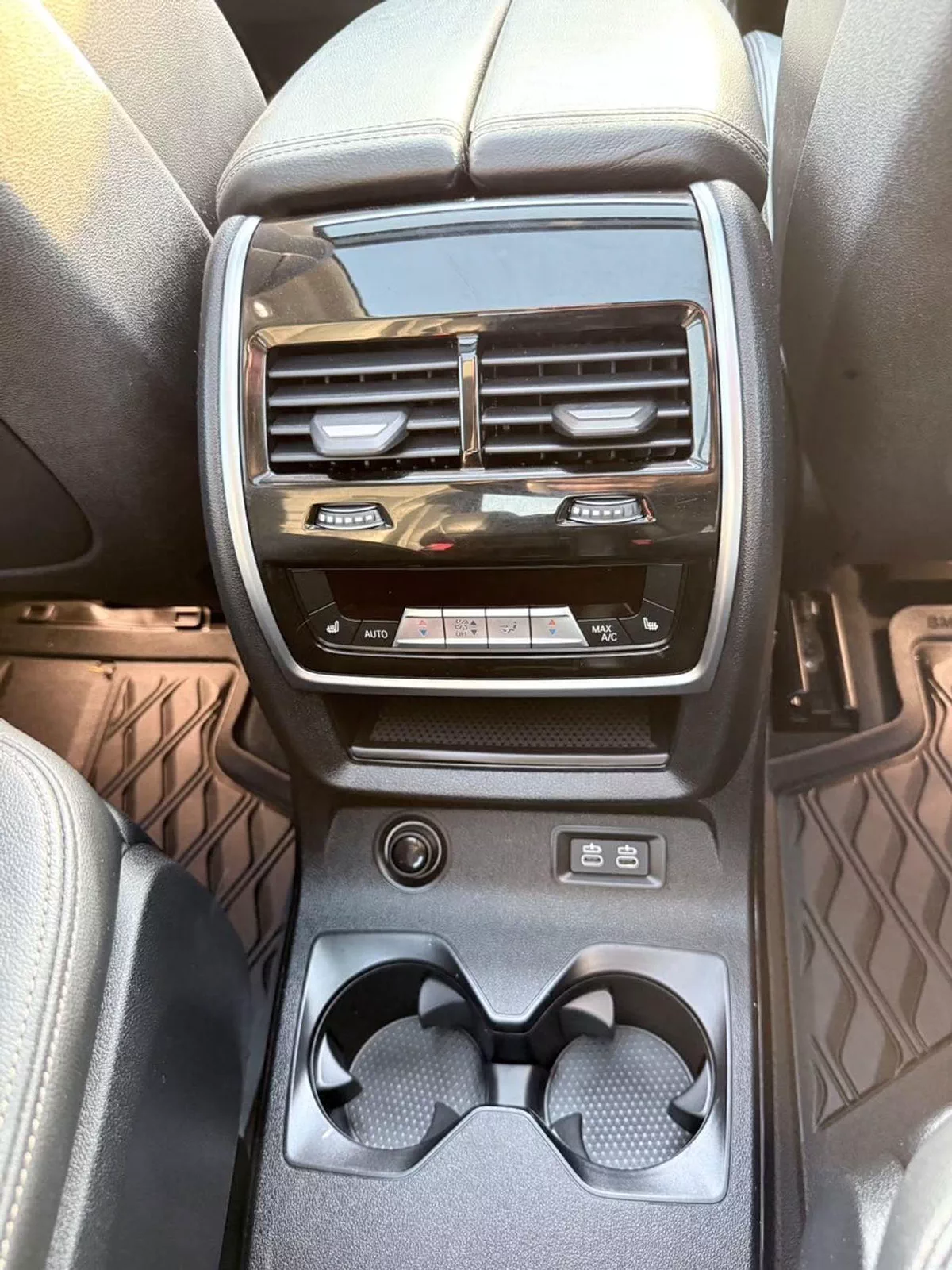 BMW X7 50i PURE EXCELLENCE BMW X7 XDrive 50i Full option premium-20-0