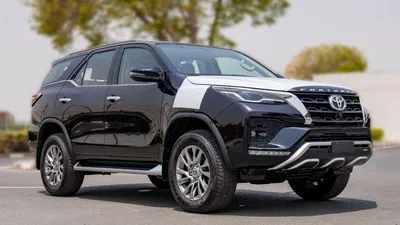 Toyota Fortuner VXR Toyota Fortuner 4.0L Petrol 2025-2