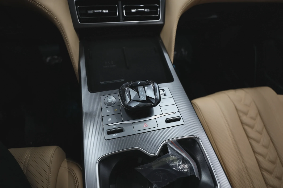 BYD Song L DM-i