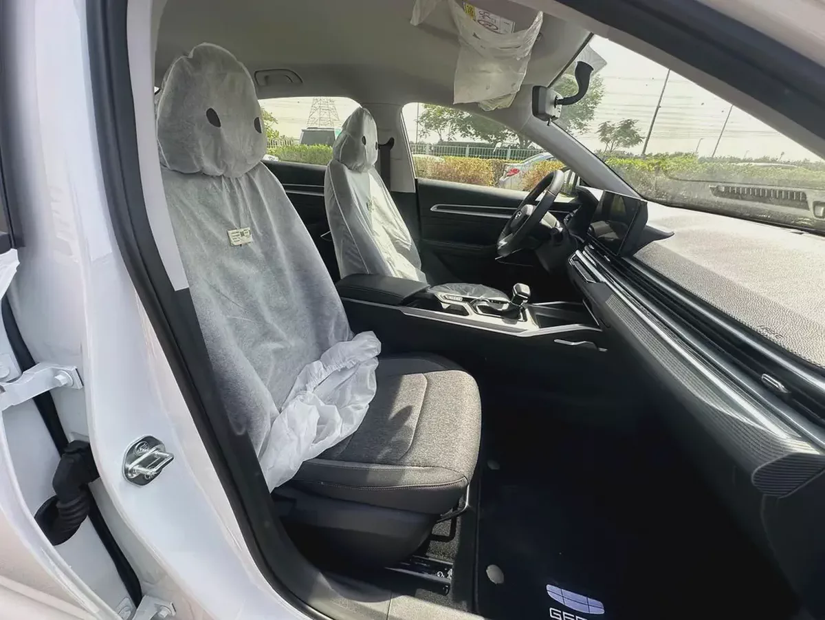 Geely Emgrand GS 2027, GCC Specs-5-5