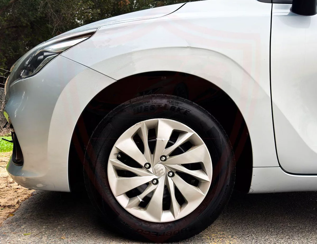 Suzuki Baleno GLX Suzuki Baleno | 1.5 L | 2024 | GCC | Accident-Free | In Excellent Condition | 571 P.M-18-0