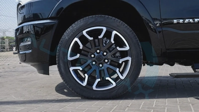 ( For Export / multiple colors) 2026/2026 RAM 1500 Limited Longhorn Crew Cab eTorque V8 5.7L GCC 0KM-19