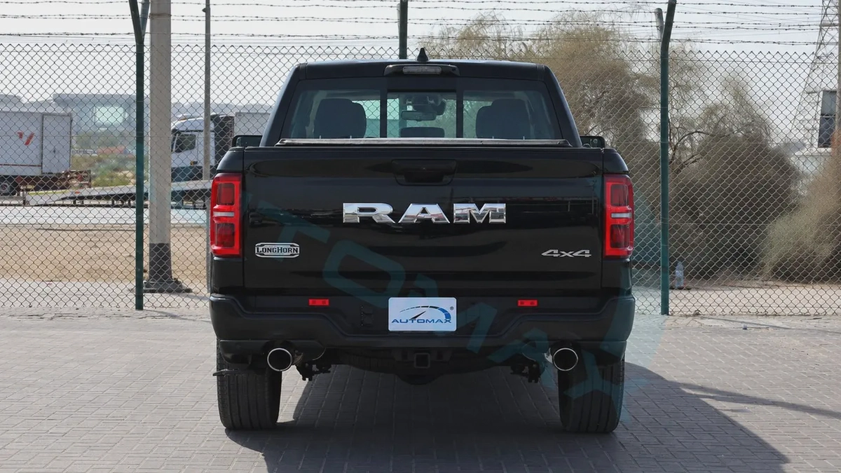 ( For Export / multiple colors) 2026/2026 RAM 1500 Limited Longhorn Crew Cab eTorque V8 5.7L GCC 0KM-5-5