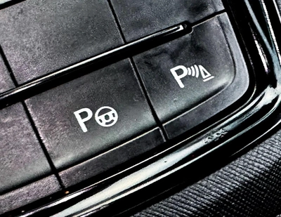 Skoda KAMIQ STYLE LEATHER | 1.6 L | 2023 | GCC | Accident-Free | In Excellent Condition | 890 P.M-9