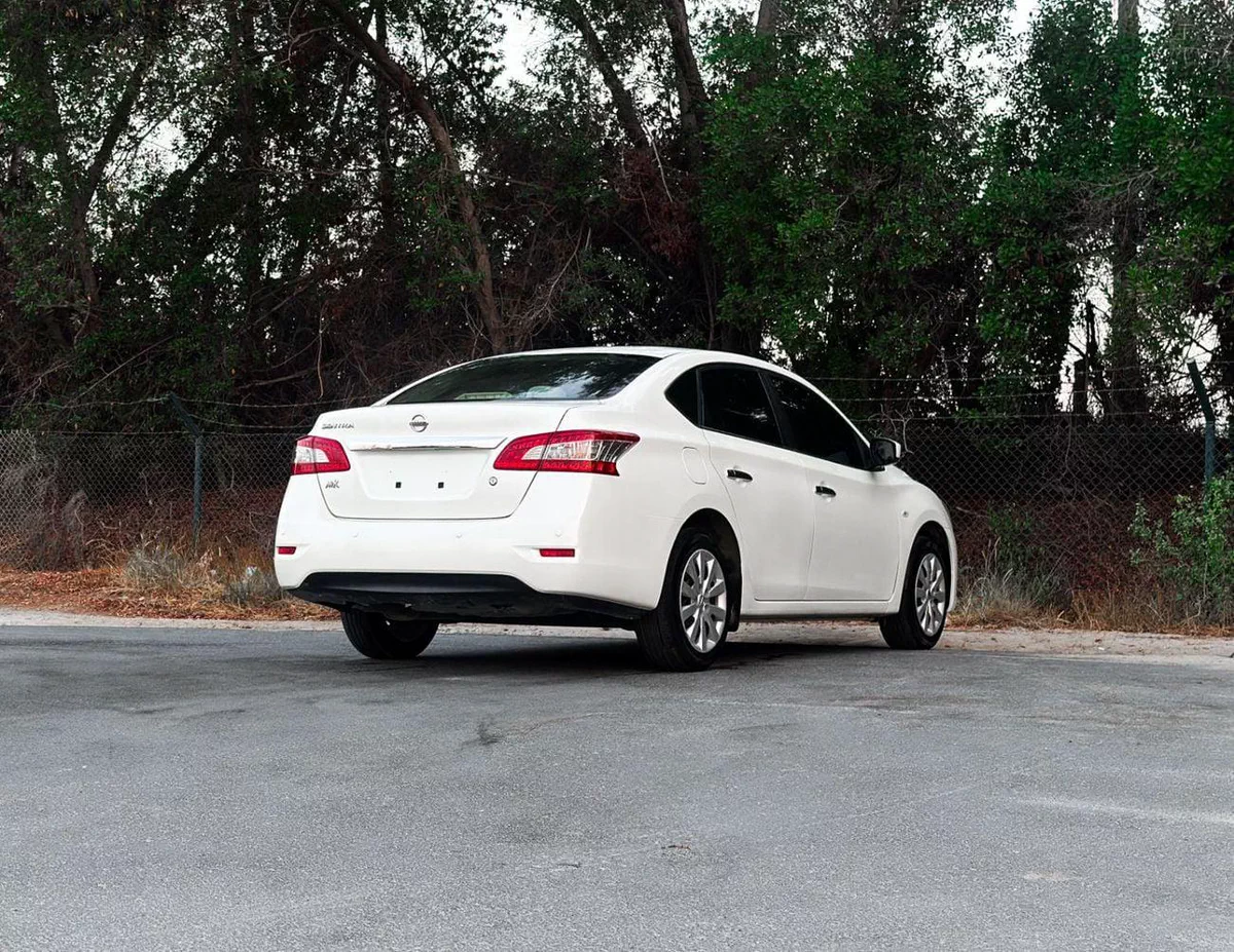 Nissan Sentra S Nissan Sentra | 1.6 L | 2020 | GCC | Accident-Free | In Excellent Condition | 386 P.M-6-0