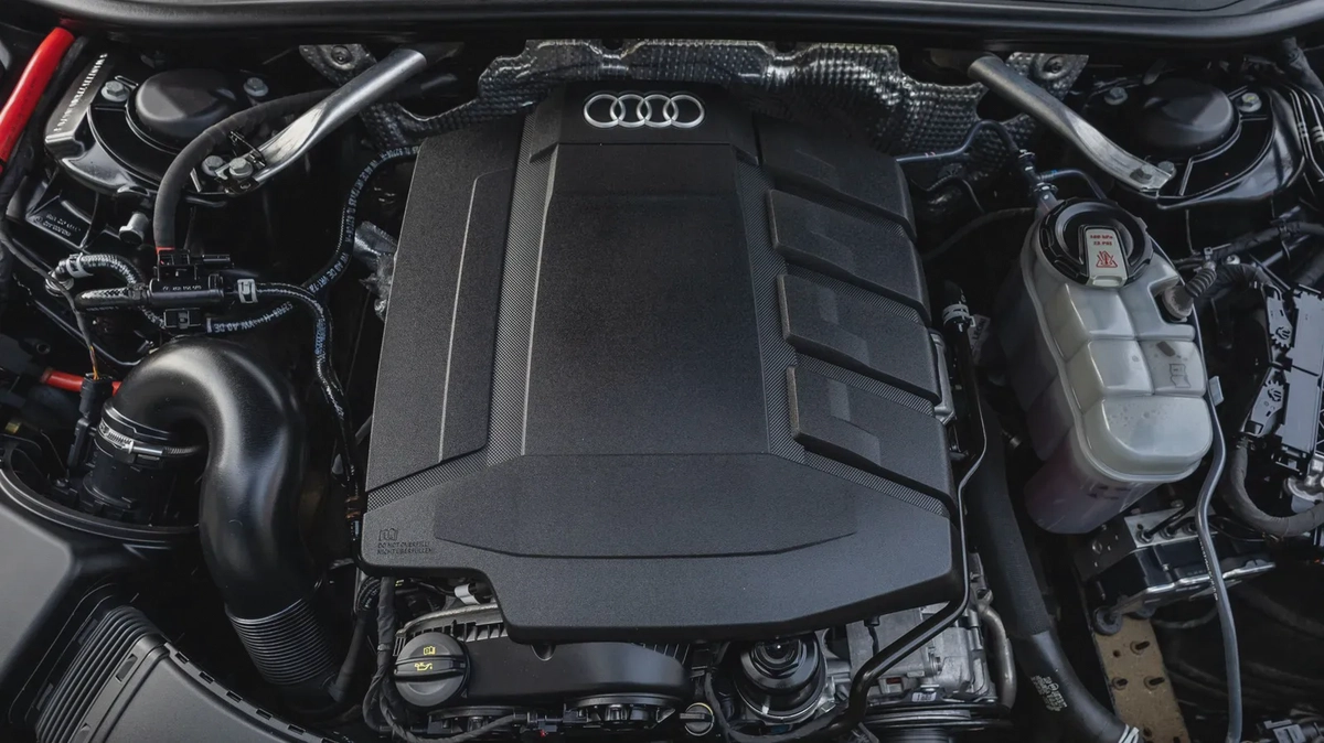 Audi A6 2024-12-12