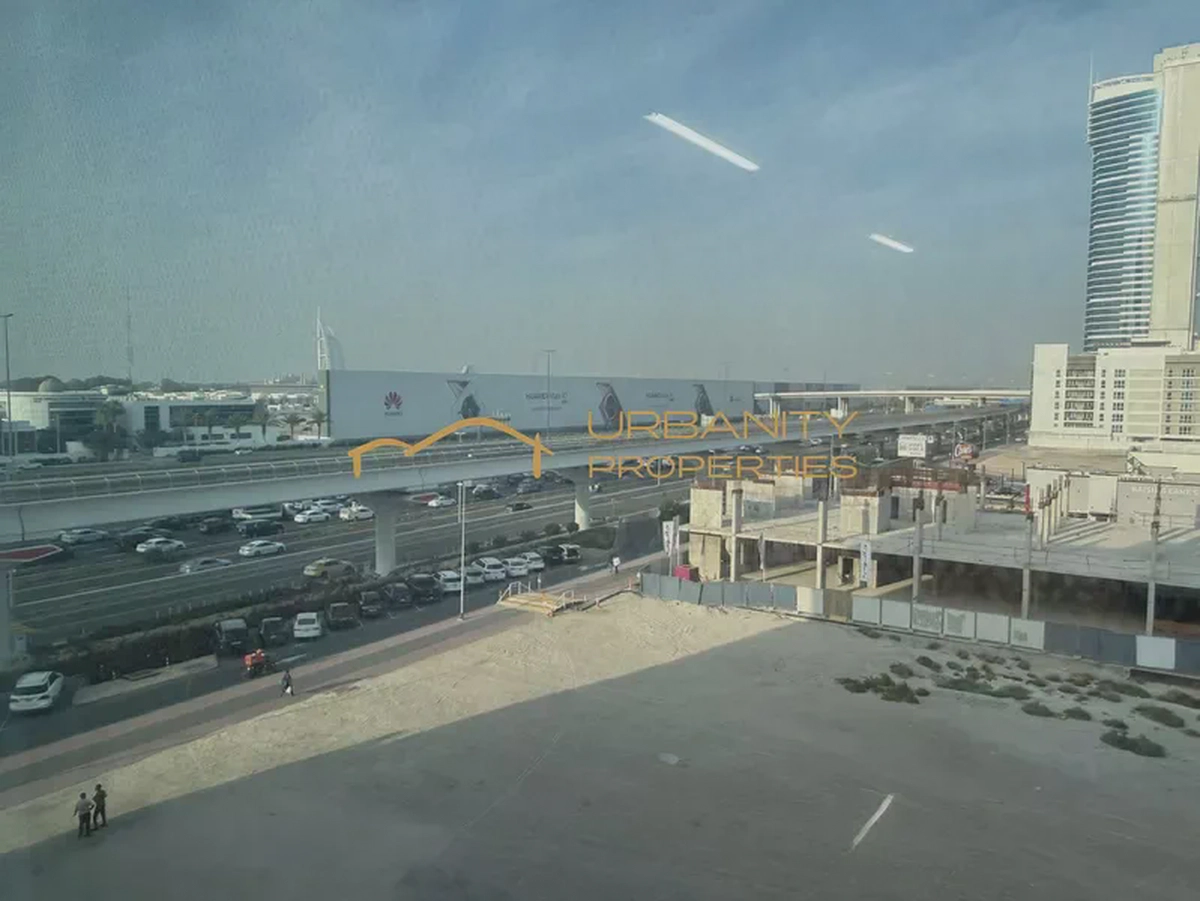 Office for Rent in Pinnacle Building – Al Barsha 1 : 1500 sqft-2-2
