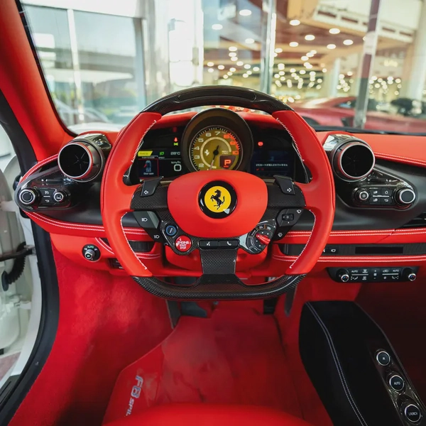 2021  FERRARI F8 SPIDER  DONE ONLY 7000KM